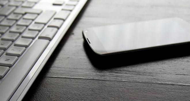 smartphone ufficio email stress