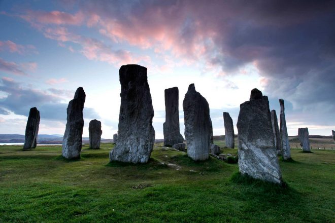 calanais-standing-stones