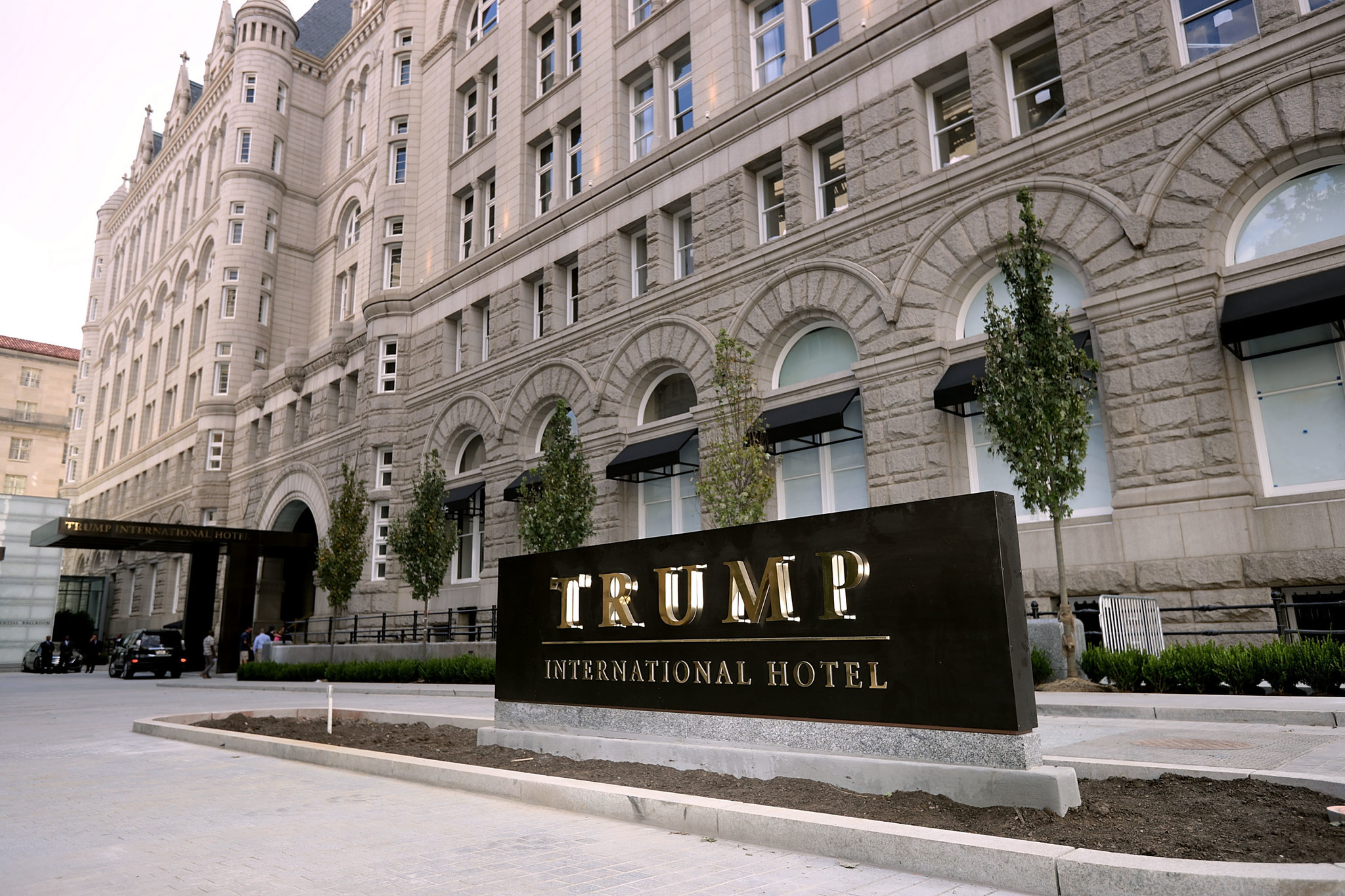 trump-hotel